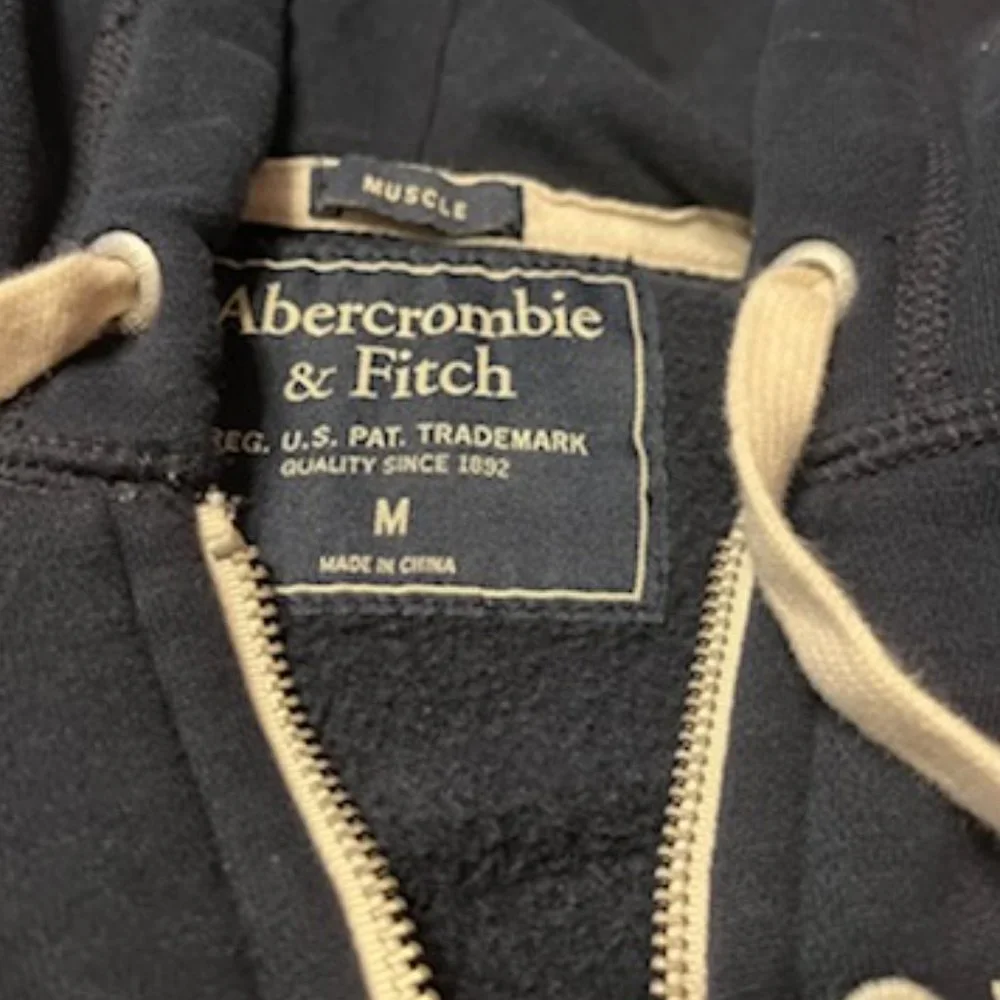 Abercrombie Men's Muscle Fit Full Zip Hoodie -M - Picture 3 of 15